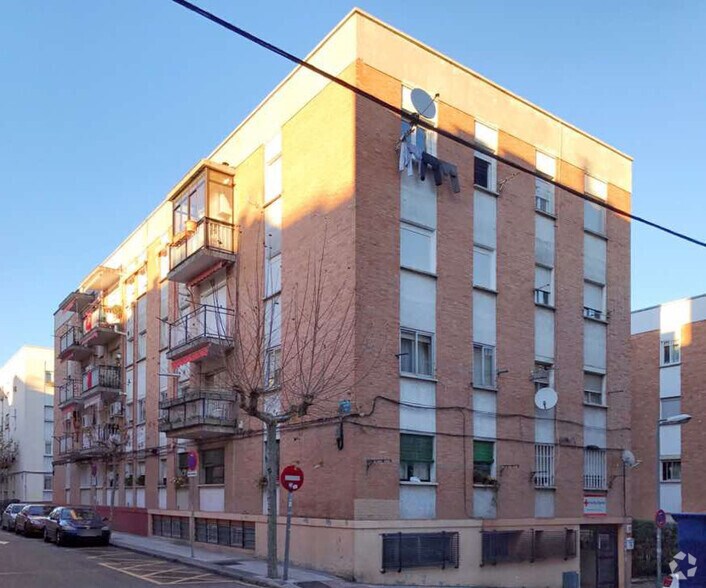 Calle San Joaquín, 18, Majadahonda, Madrid for sale - Primary Photo - Image 1 of 2