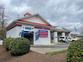 10250 Chester Rd, Chester, VA for sale Primary Photo- Image 1 of 3