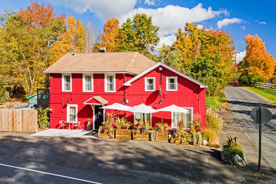 26 Awosting Rd, Pine Bush, NY 12566 UK