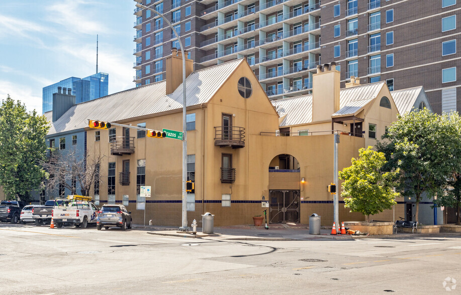 201 E 4th St, Austin, TX for rent - Primary Photo - Image 1 of 1