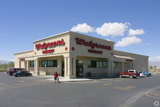 5082 E Lake Mead Blvd, Las Vegas, NV to rent Building Photo- Image 1 of 1