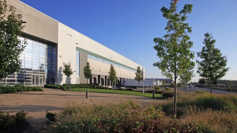 2000 Rd 57, Moissy-Cramayel to rent Building Photo- Image 1 of 4