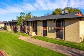 442 S Saint Augustine Dr, Dallas, TX for sale Primary Photo- Image 1 of 1