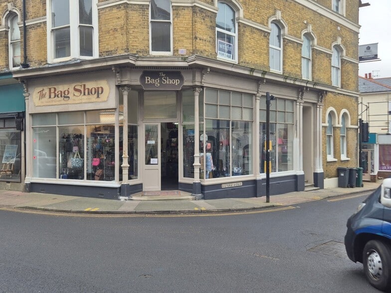 73A High St, Shanklin for sale - Building Photo - Image 1 of 1