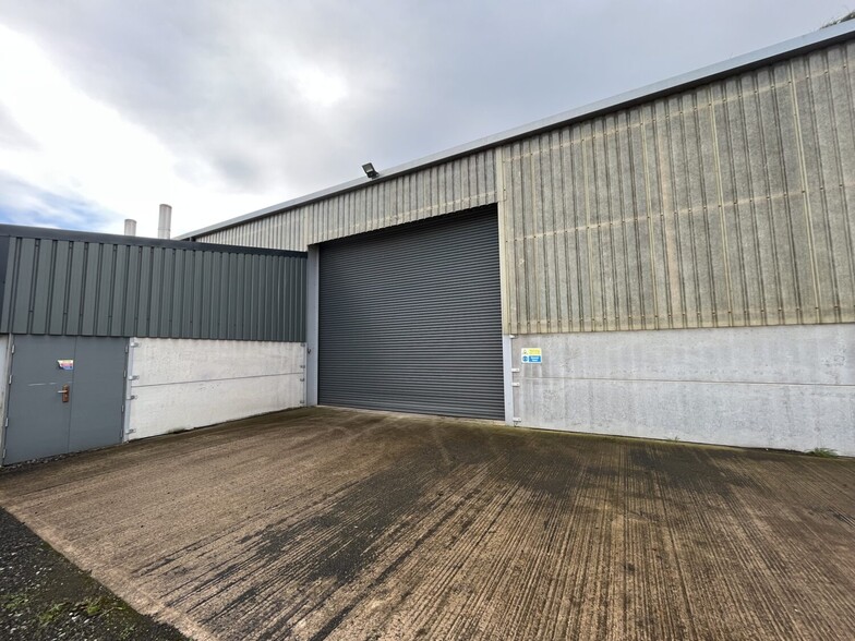 1 Kirkbride Airfield, Kirkbride for rent - Primary Photo - Image 1 of 1