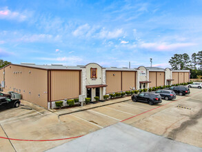 26797 Hanna Rd, Conroe, TX for rent Building Photo- Image 2 of 6