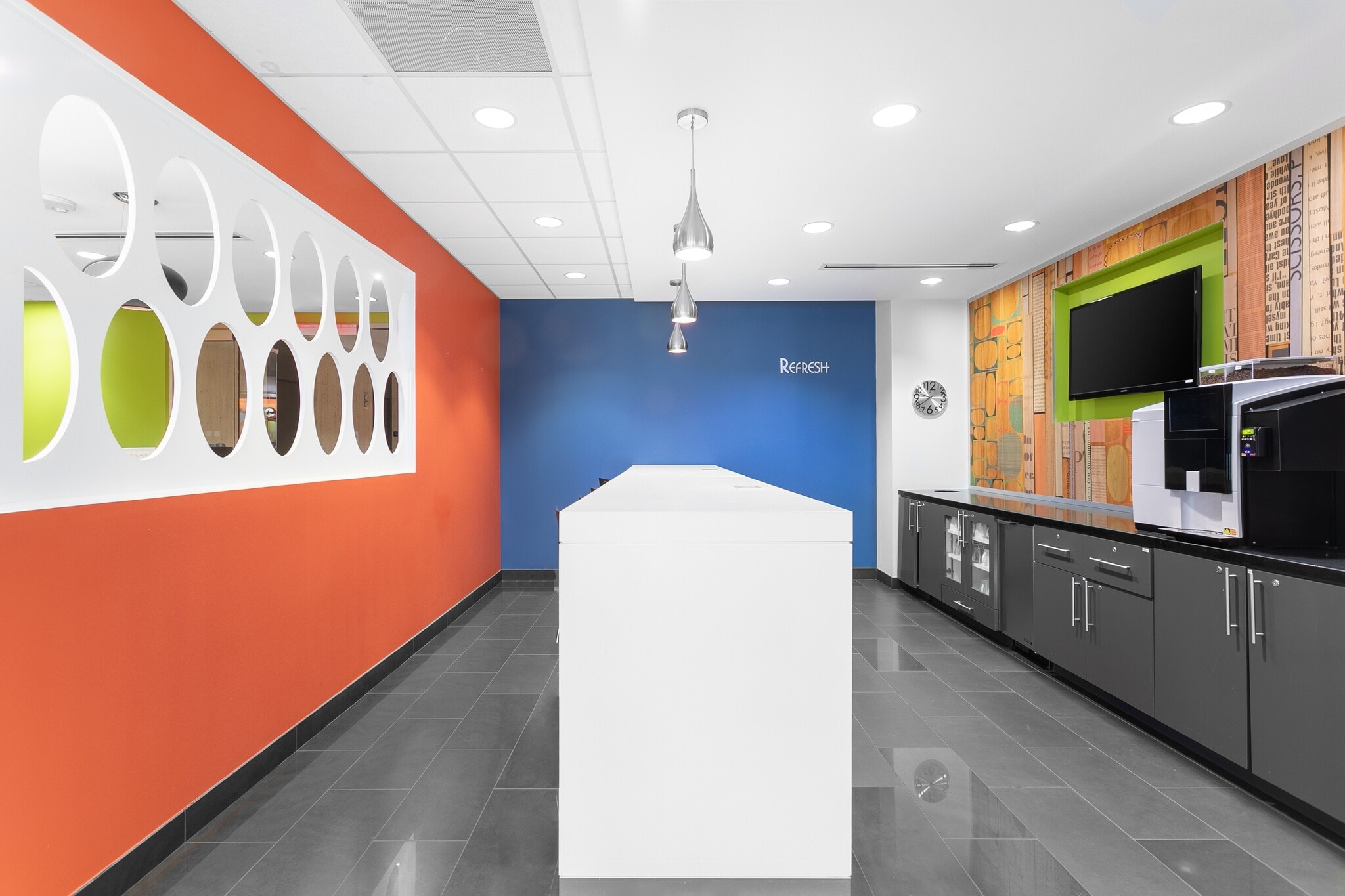 325 N Saint Paul St, Dallas, TX to rent Interior Photo- Image 1 of 5