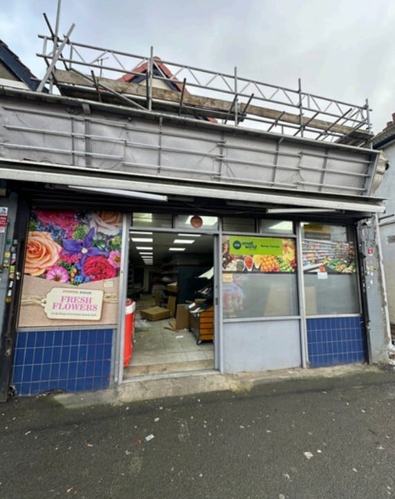 London Retail/ Residential Portfolio portfolio of 5 properties for sale on LoopNet.co.uk Building Photo- Image 1 of 6