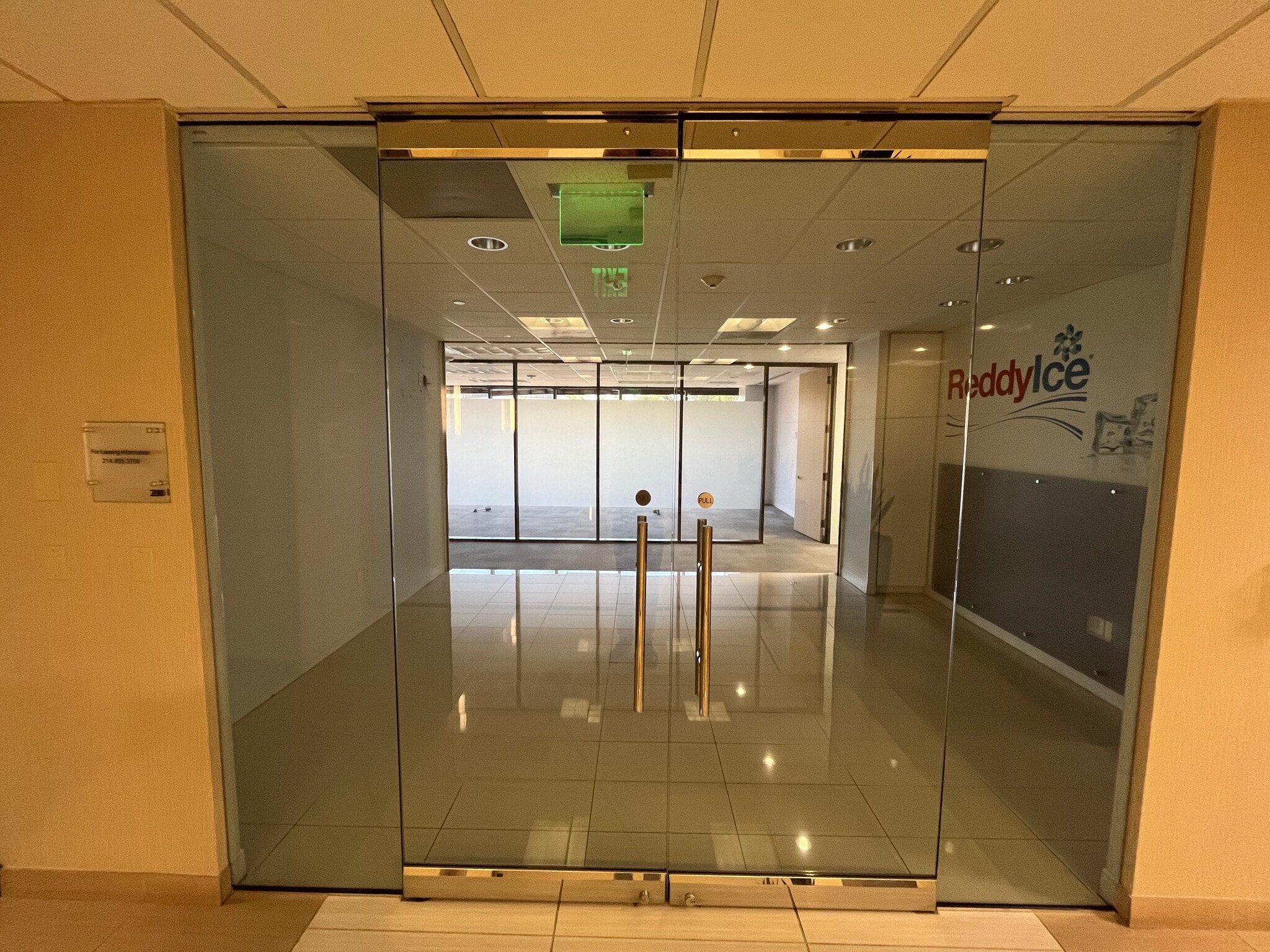 5720 Lyndon B Johnson Fwy, Dallas, TX to rent Interior Photo- Image 1 of 22