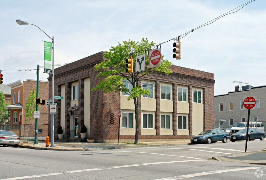 3101 Eastern Ave, Baltimore, MD for sale - Building Photo - Image 1 of 6