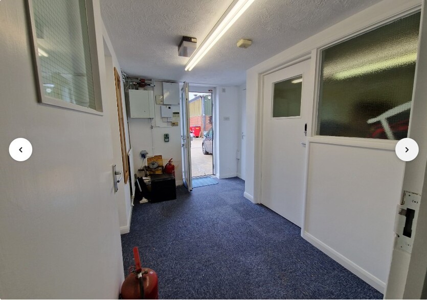 Diplocks Way, Hailsham for sale - Interior Photo - Image 3 of 6