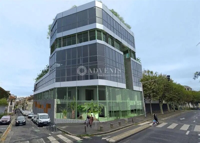 Vente Bureaux 700 m² - Photo 1