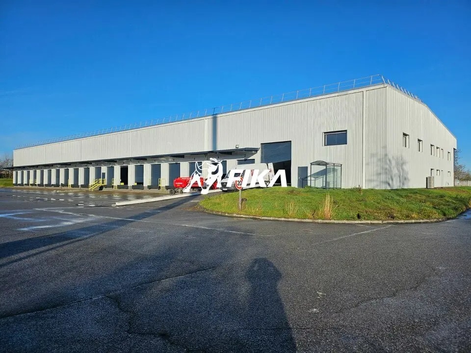 Location Local d'activités 4 773 m² - Photo 1