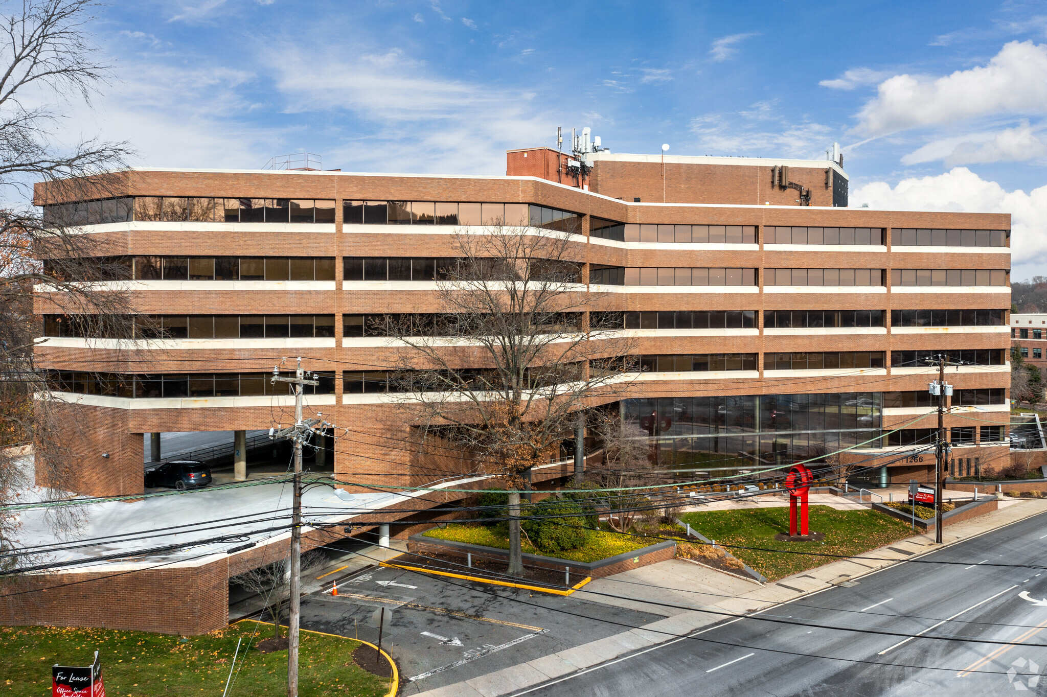 1266 E Main St, Stamford, CT for rent Building Photo- Image 1 of 24