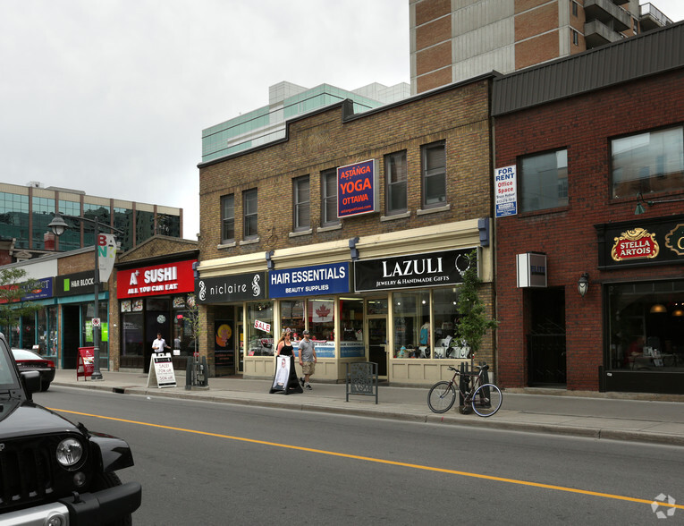 196-200 Bank St, Ottawa, ON for rent - Building Photo - Image 2 of 2