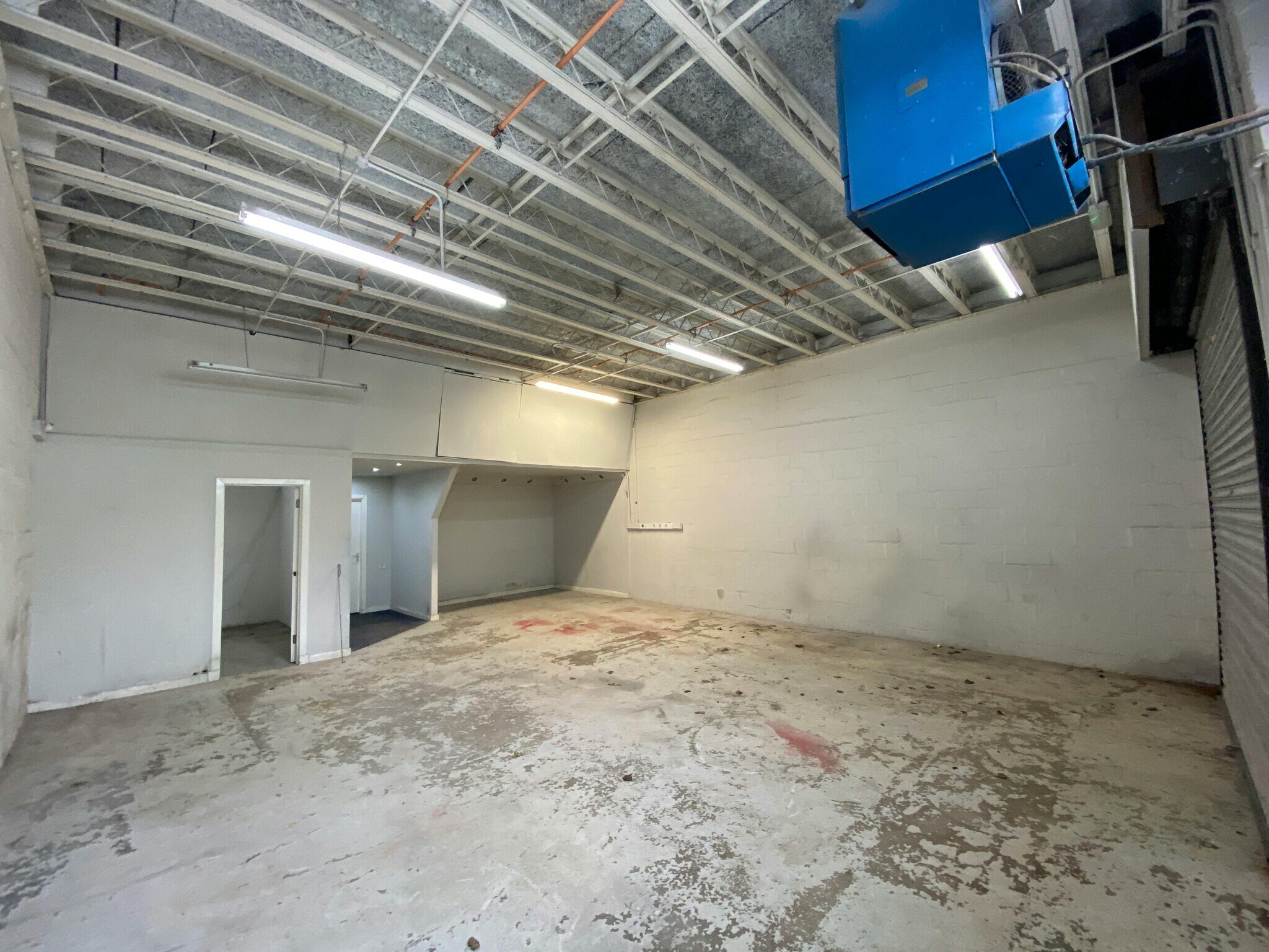 Units 7-13 Carron Place Kelvin Industrial Estate, East Kilbride to rent Building Photo- Image 1 of 5