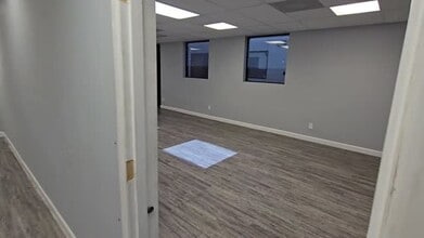 6344 E Broadway Rd, Mesa, AZ to rent - Commercial Listing Video