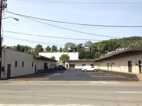 1714 7th Ave, Charleston, WV for rent Building Photo- Image 1 of 9