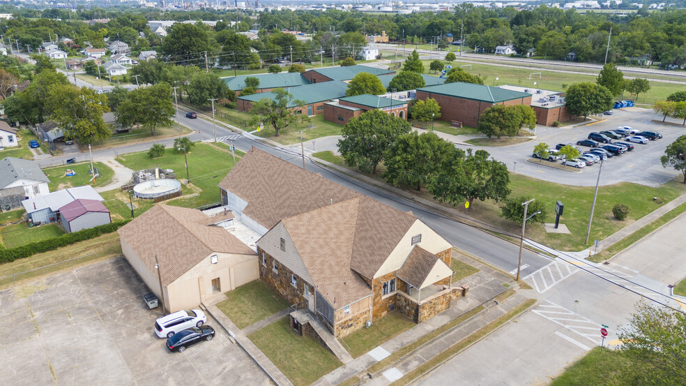 4225 W 5th St, Tulsa, OK for sale - Building Photo - Image 2 of 10