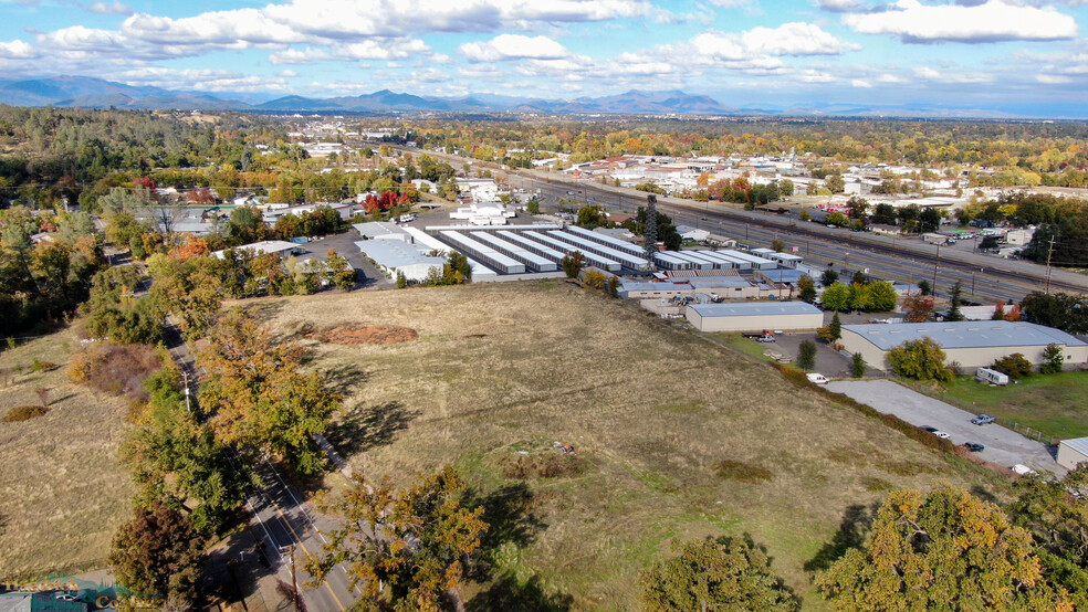 5751 Cedars Rd, Redding, CA for sale - Building Photo - Image 1 of 3