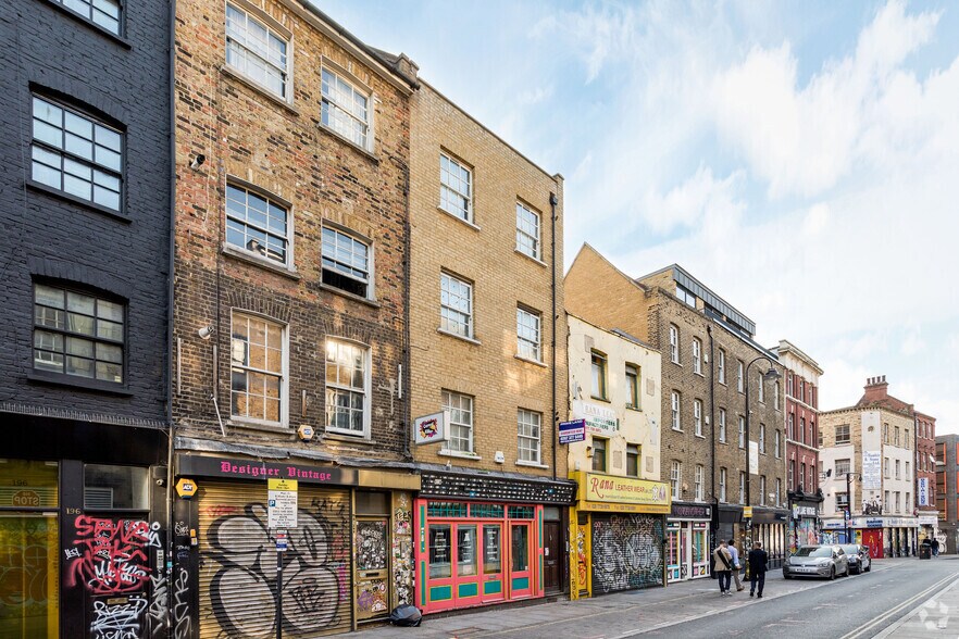 192 Brick Ln, London for sale - Primary Photo - Image 1 of 1