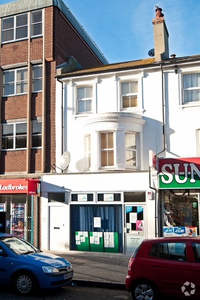 5 Langney Rd, Eastbourne to rent - Building Photo - Image 2 of 2