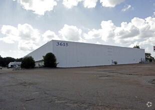 3615 Lamar Ave, Memphis, TN for rent Building Photo- Image 1 of 5