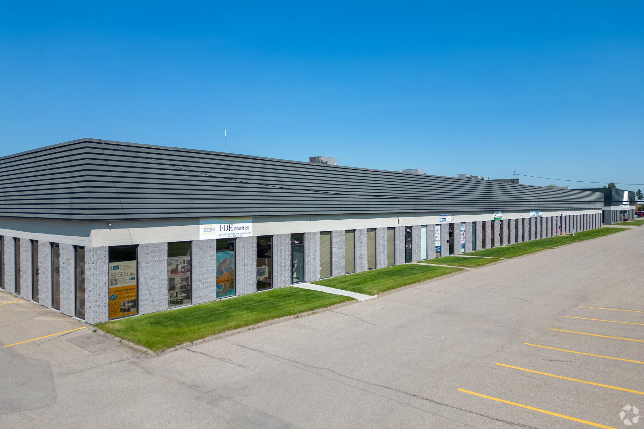 3651-3691 19 St NE, Calgary, AB for sale Primary Photo- Image 1 of 1