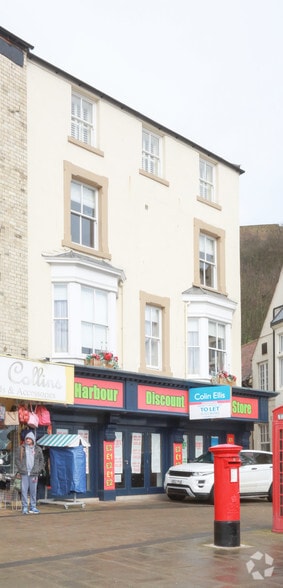 44 Sandside, Scarborough for sale - Primary Photo - Image 1 of 1