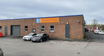 55 Stone Rd, Stoke On Trent to rent Building Photo- Image 1 of 6