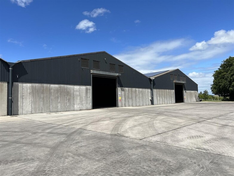Keysley Farm, Warminster to rent - Building Photo - Image 3 of 9