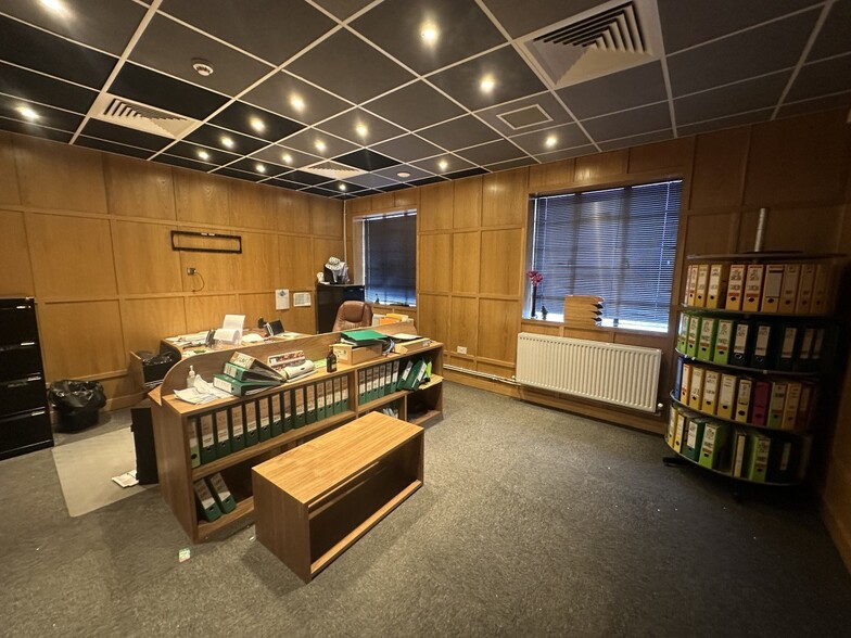 Back Ln, Shrewsbury for sale - Building Photo - Image 3 of 5