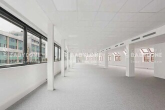 Office in Levallois-Perret to rent Interior Photo- Image 1 of 11