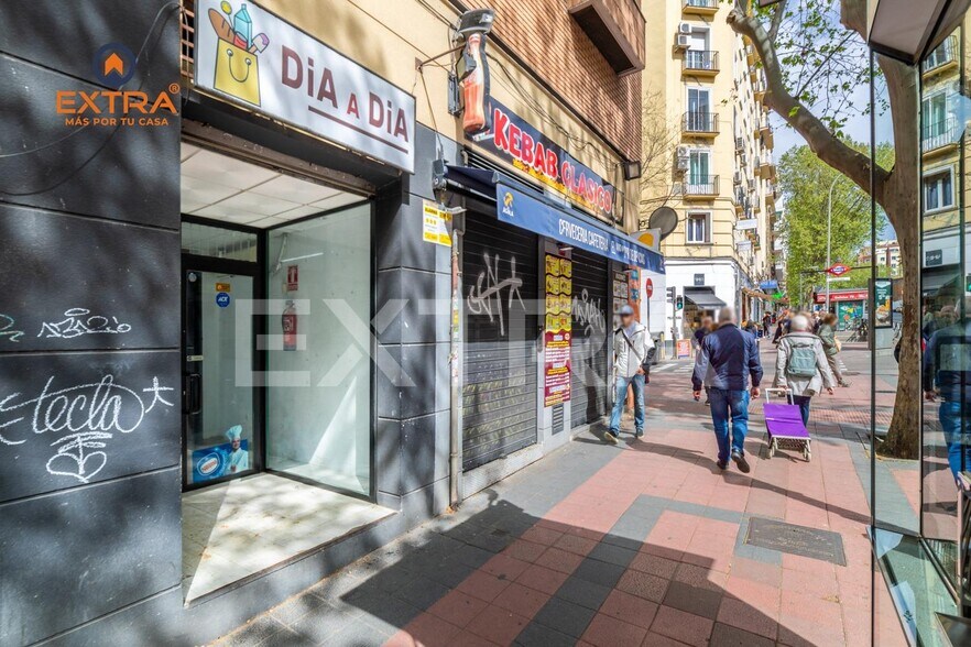 Retail in Madrid, Madrid to rent - Primary Photo - Image 1 of 5