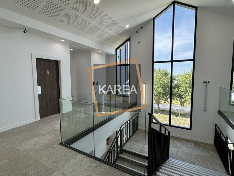 Office in Serris to rent - Interior Photo - Image 3 of 5