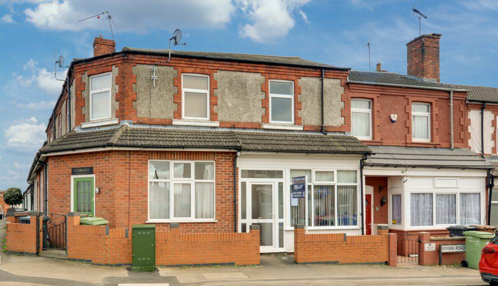 1 Vivian Rd, Wellingborough for rent - Primary Photo - Image 1 of 4