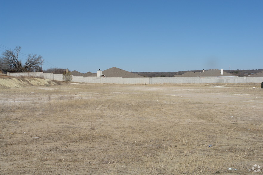 1913 Fort Worth Hwy, Weatherford, TX for sale - Primary Photo - Image 1 of 1