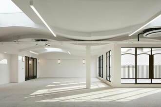 Barley Mow Passage, London to rent Interior Photo- Image 1 of 5