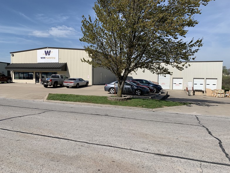 1211 N Eaglecrest #L2, Nixa, MO for sale - Building Photo - Image 1 of 1