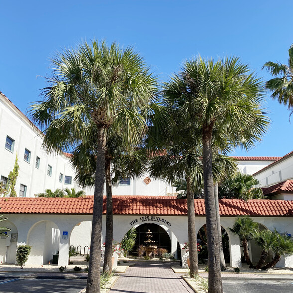 1900 S Harbor City Blvd, Melbourne, FL for rent - Building Photo - Image 1 of 26