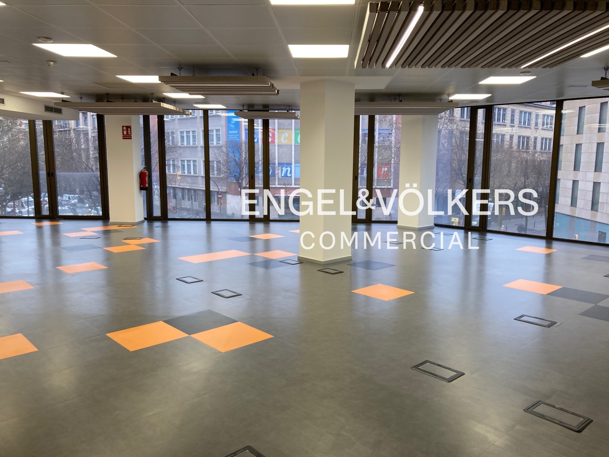 Office in Barcelona, Barcelona to rent Interior Photo- Image 1 of 21