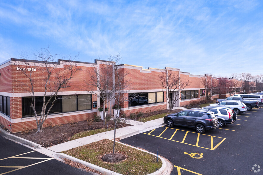 1531-1555 Barclay Blvd, Buffalo Grove, IL for sale - Primary Photo - Image 1 of 1