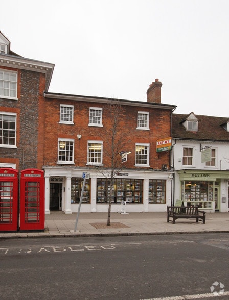 43 High St, Marlow to rent - Building Photo - Image 3 of 4