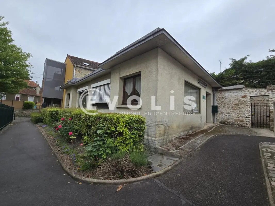 Office in Palaiseau to rent Building Photo- Image 1 of 8