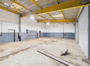 208 Western Rd, Kilmarnock to rent Interior Photo- Image 2 of 3