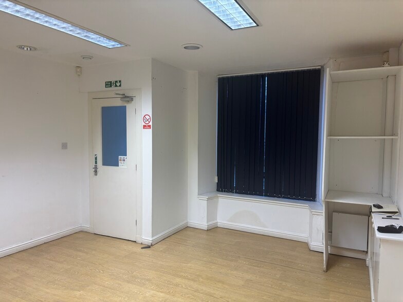 44B Main St, Balerno to rent - Building Photo - Image 3 of 3