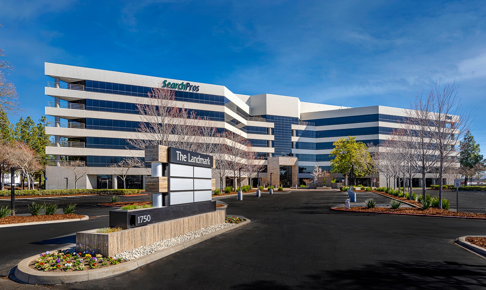 1750 Howe Ave, Sacramento, CA to rent Building Photo- Image 1 of 8