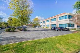 1965-1985 Yosemite Ave, Simi Valley, CA for rent Building Photo- Image 1 of 9