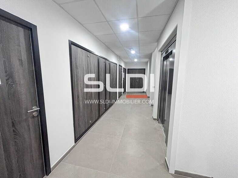 70 Allée Du Levant, La Tour-de-Salvagny for sale - Building Photo - Image 2 of 6