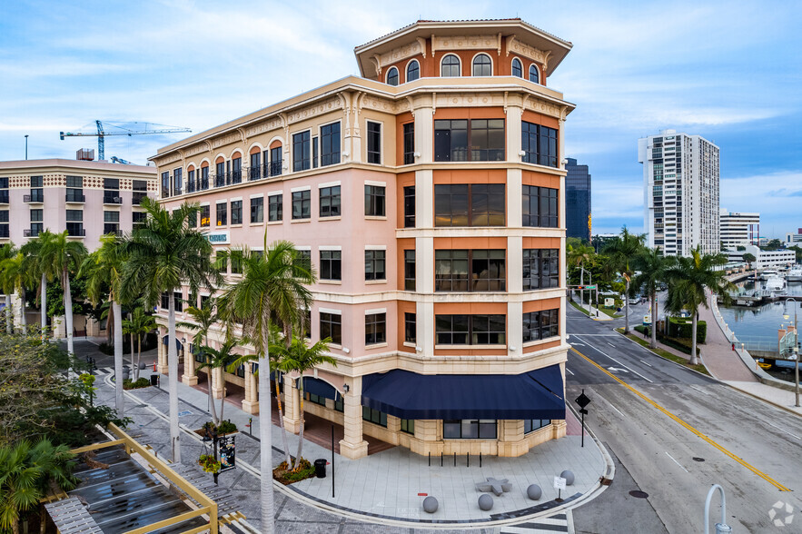 1 N Clematis St, West Palm Beach, FL for sale - Building Photo - Image 1 of 1